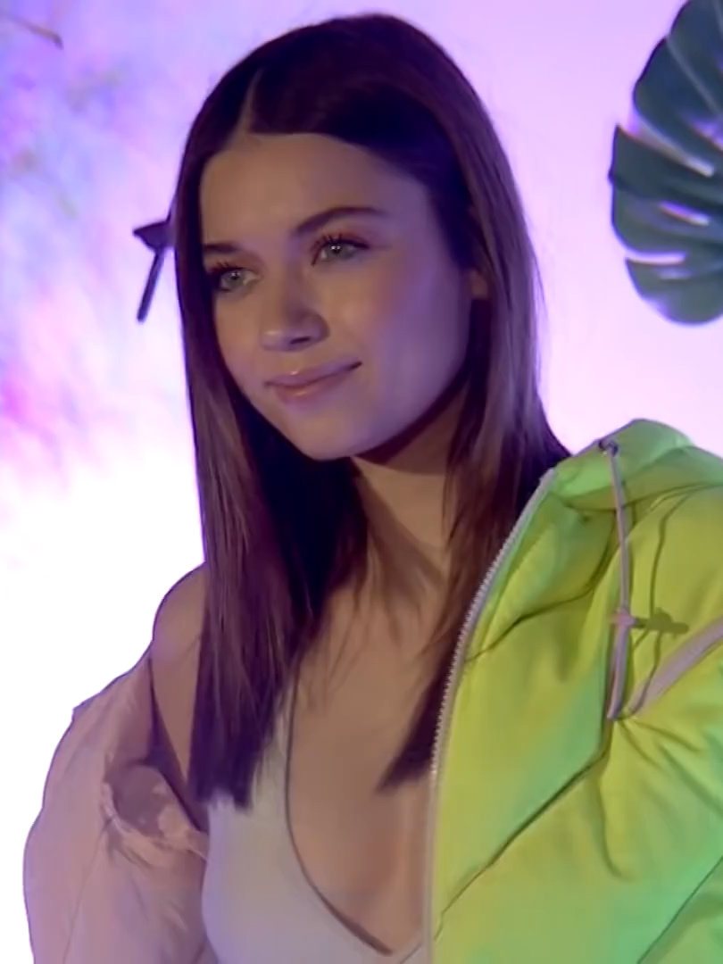 Afra Saraçoğlu, Acteur