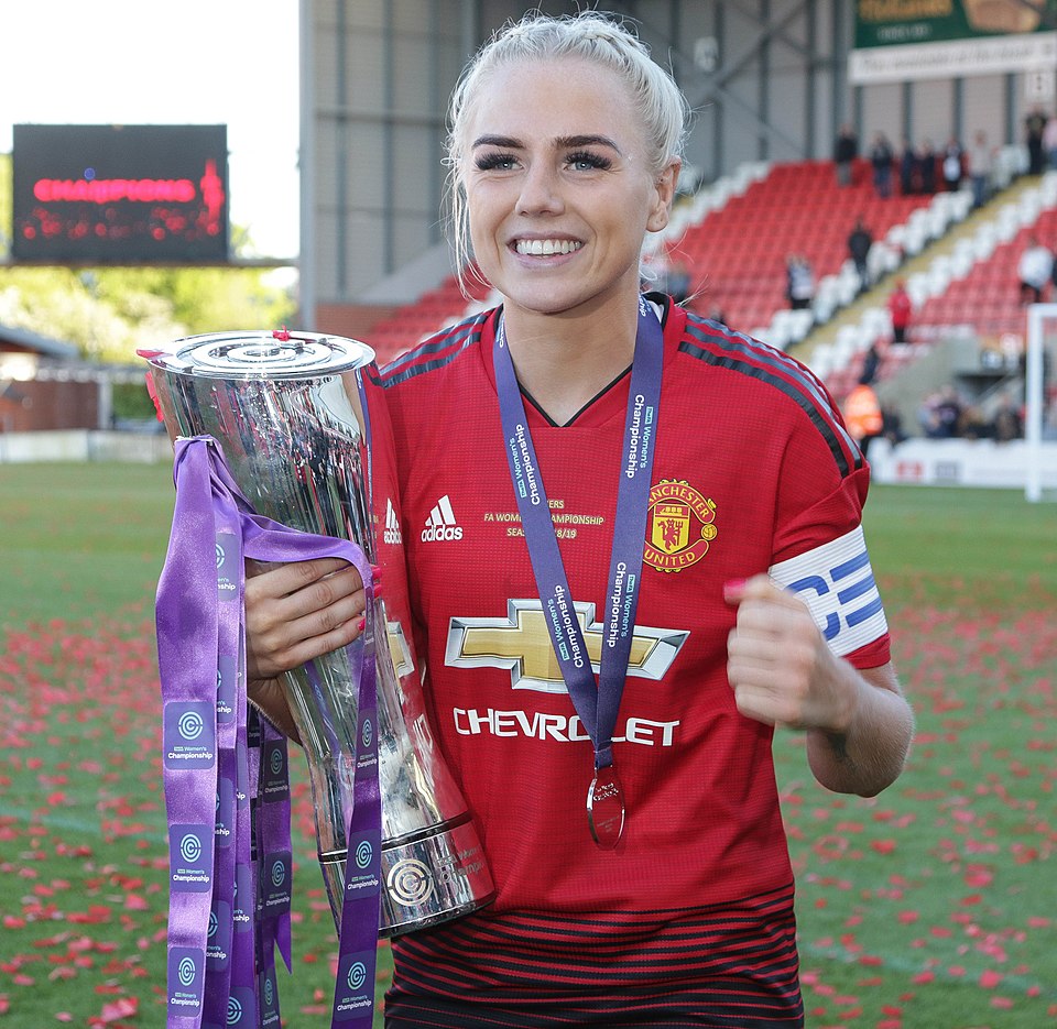 Alex Greenwood, Footballeur
