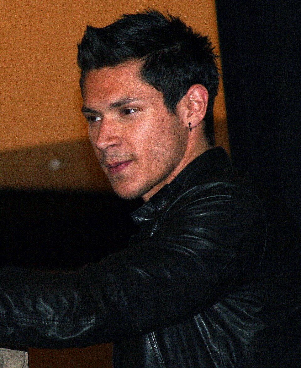 Alex Meraz, Acteur