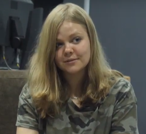 Alina Pasok, Personnalité