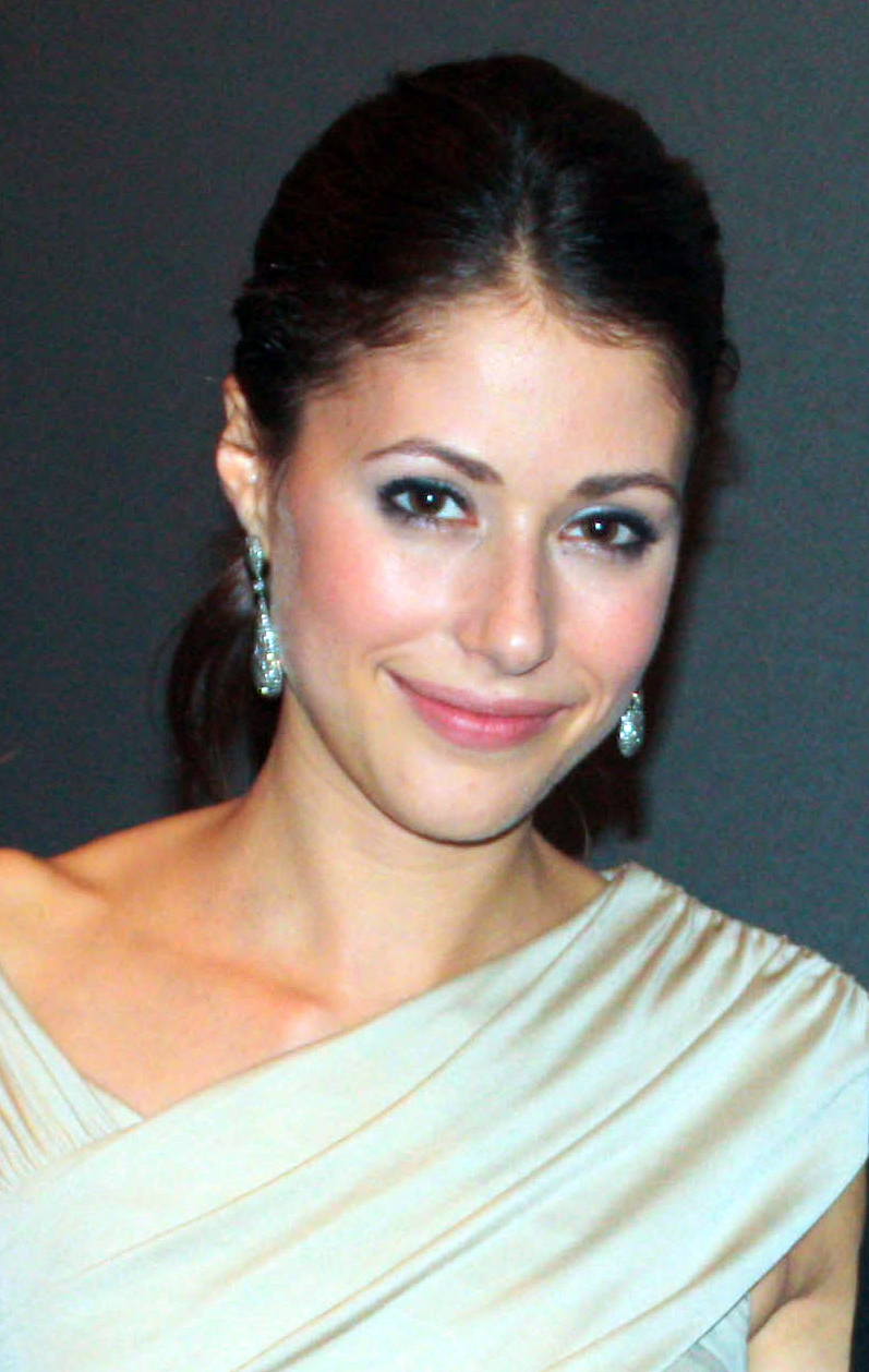 Amanda Crew, Acteur