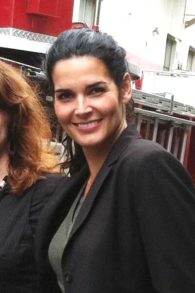 Angie Harmon, Acteur
