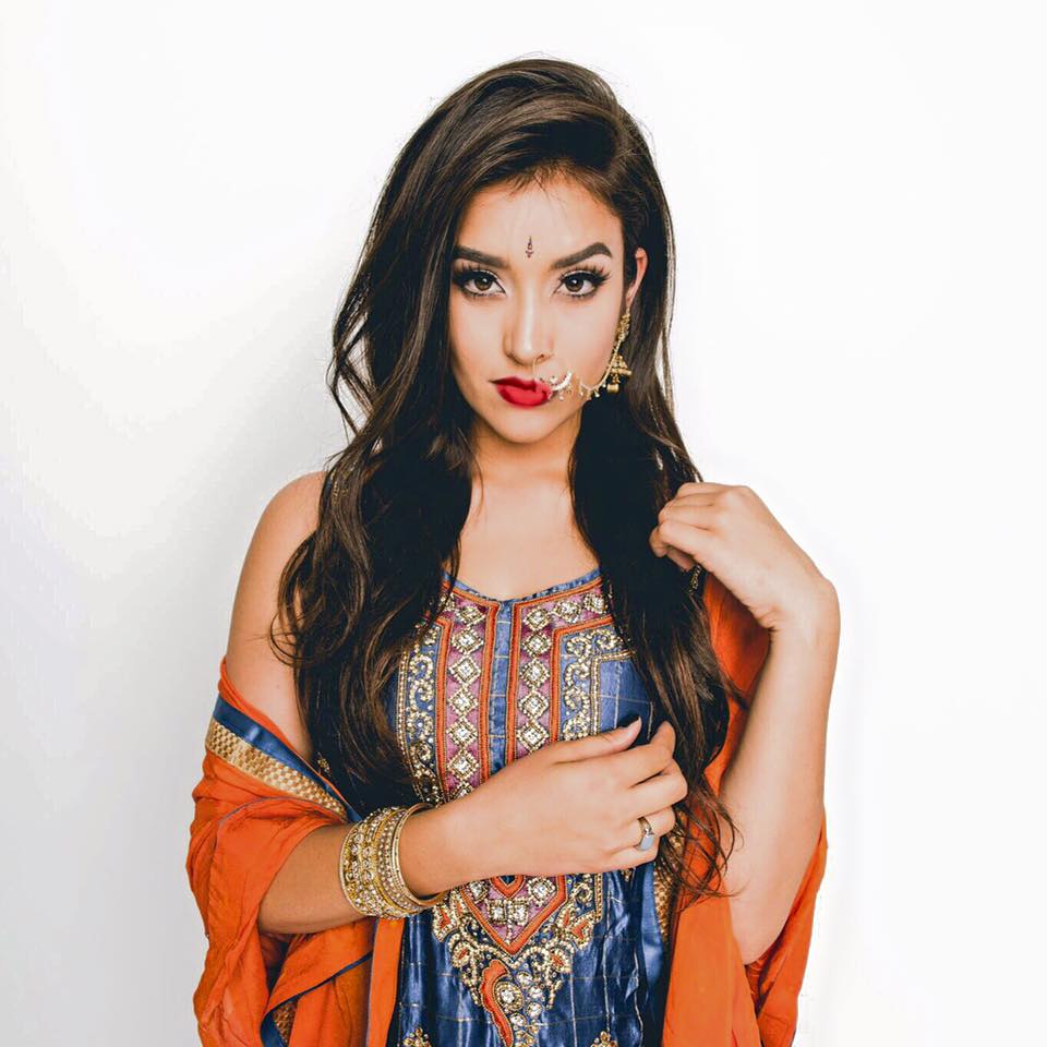 Anjali World, Chanteur