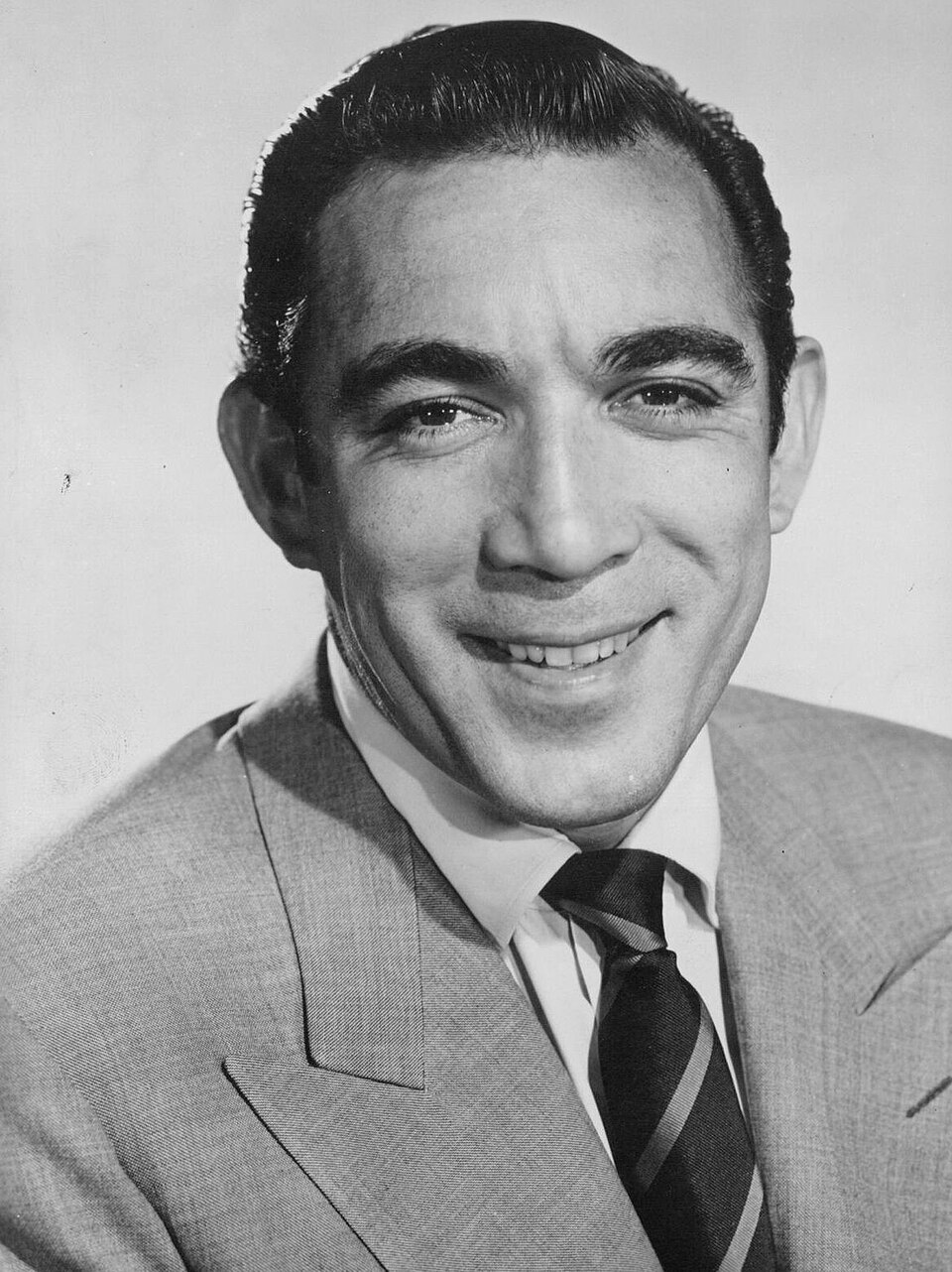 Anthony Quinn, Acteur