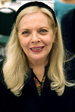 Barbara Bain, Acteur