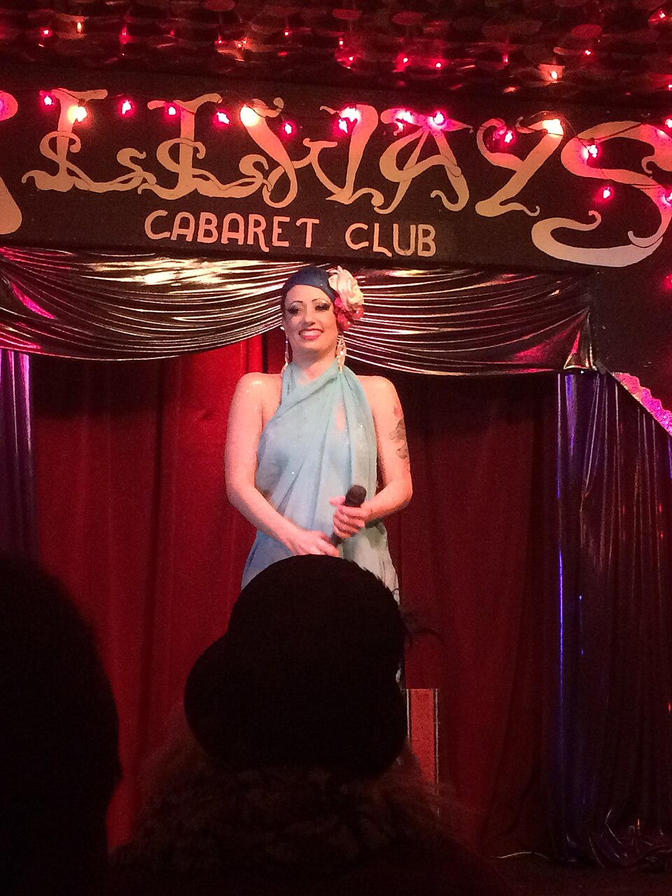 Bella Blue, Danseur