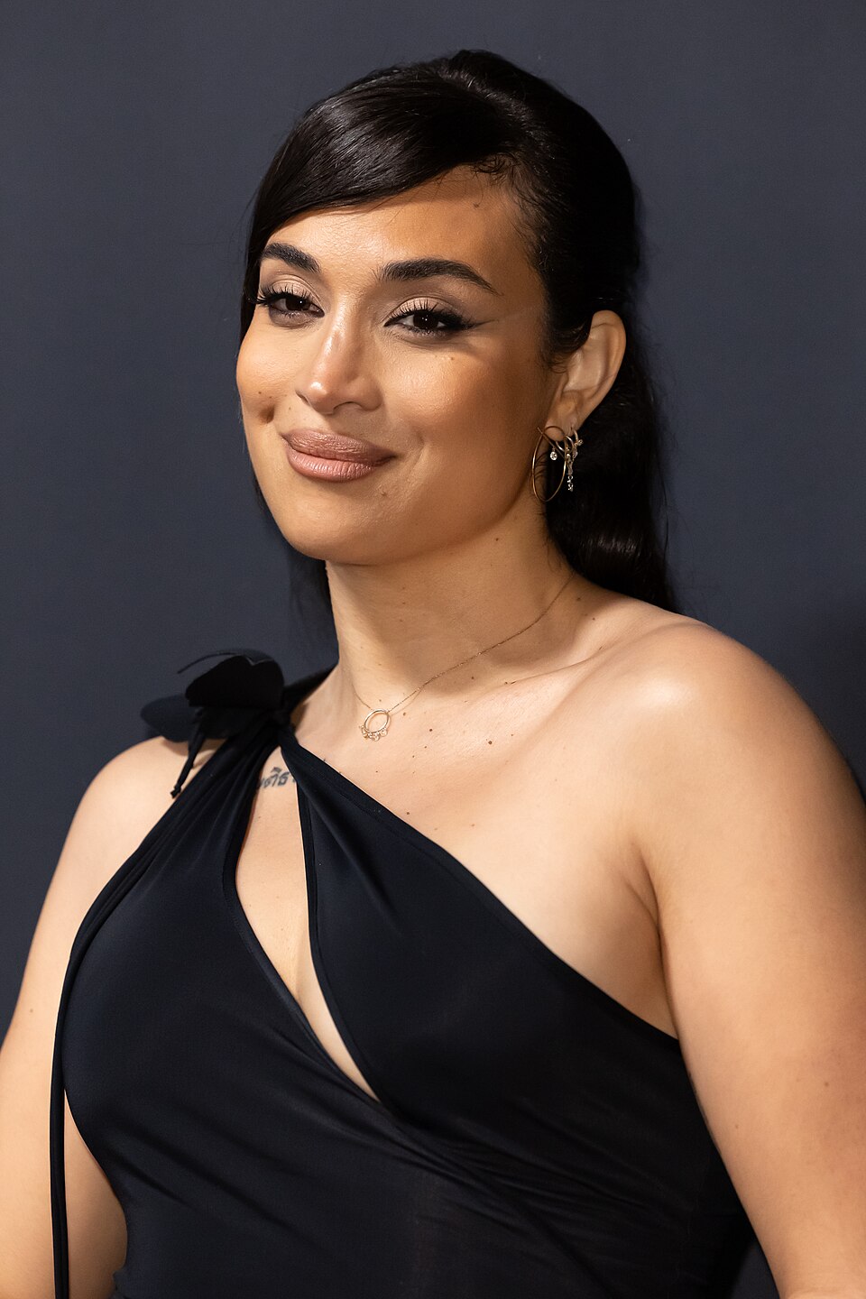Camélia Jordana, Chanteur