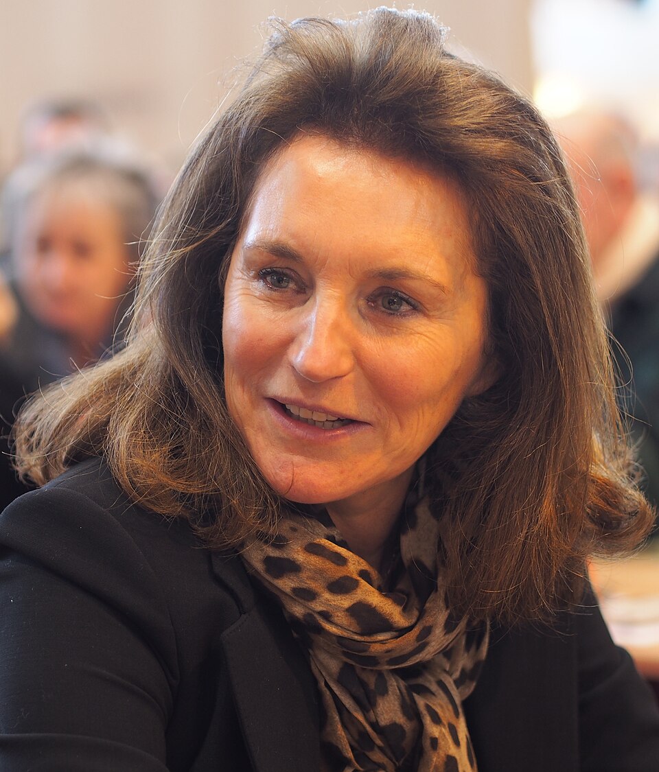 Cécilia Attias, Personnalité