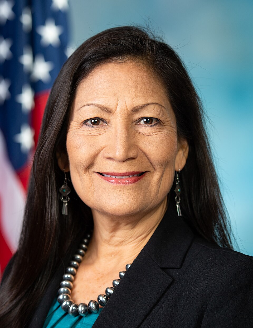 Deb Haaland, Personnalité politique