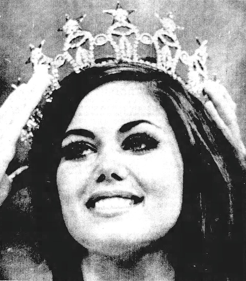 Deborah Shelton, Acteur