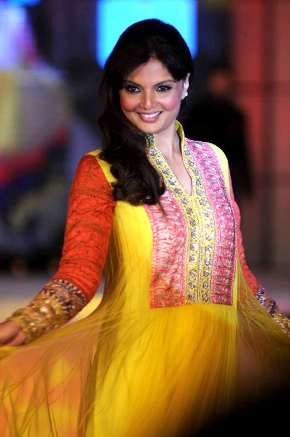 Deepshika, Acteur
