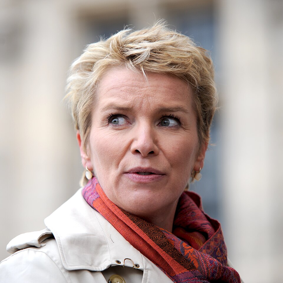 Élise Lucet, Journaliste