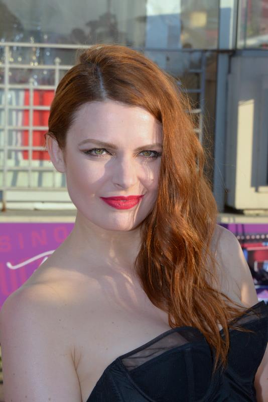 Élodie Frégé, Acteur