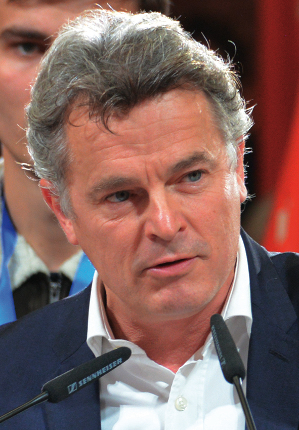 Fabien Roussel, Personnalité politique