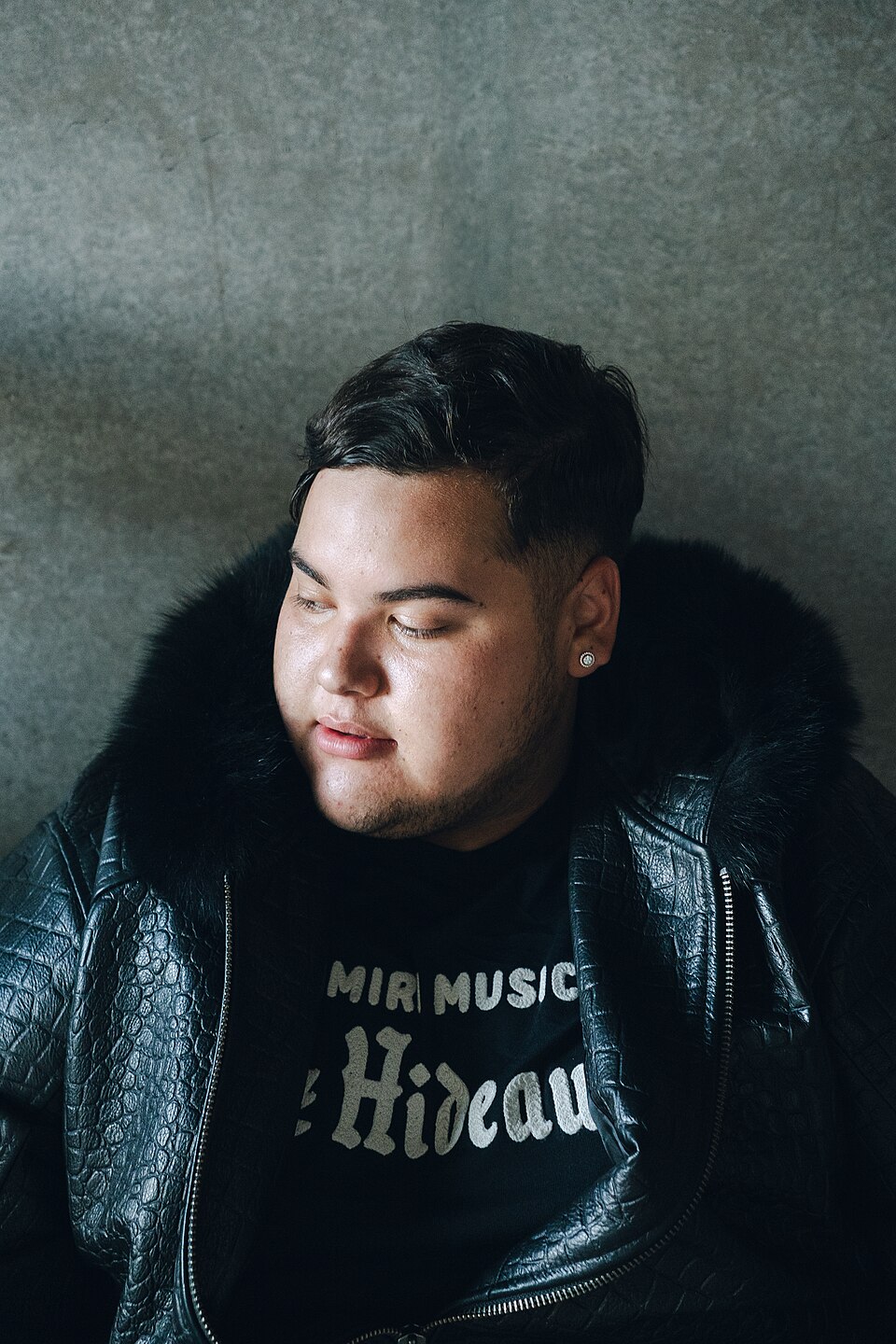 FloyyMenor, Chanteur