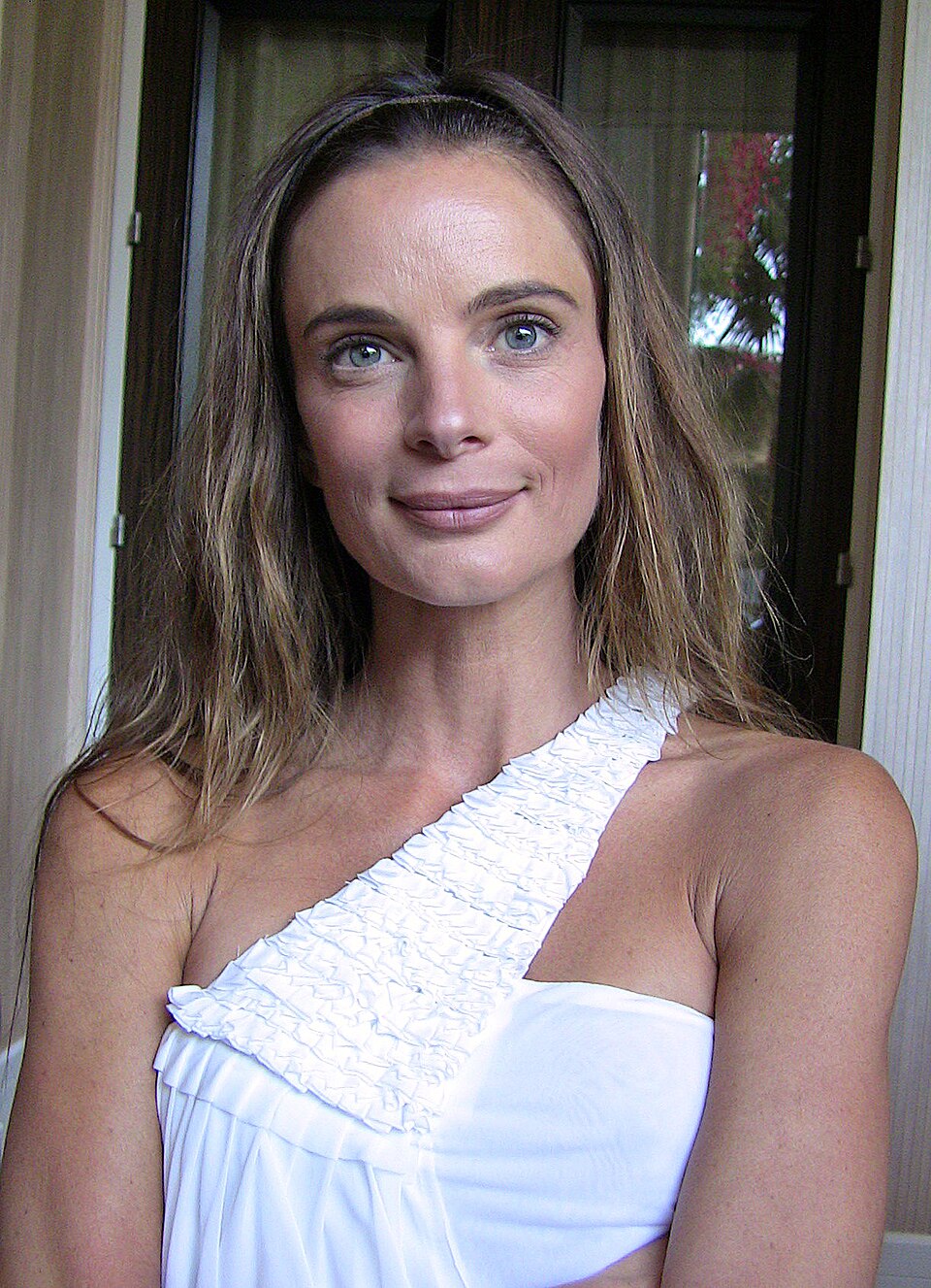 Gabrielle Anwar, Acteur