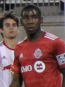 Hugo Mbongue, Footballeur