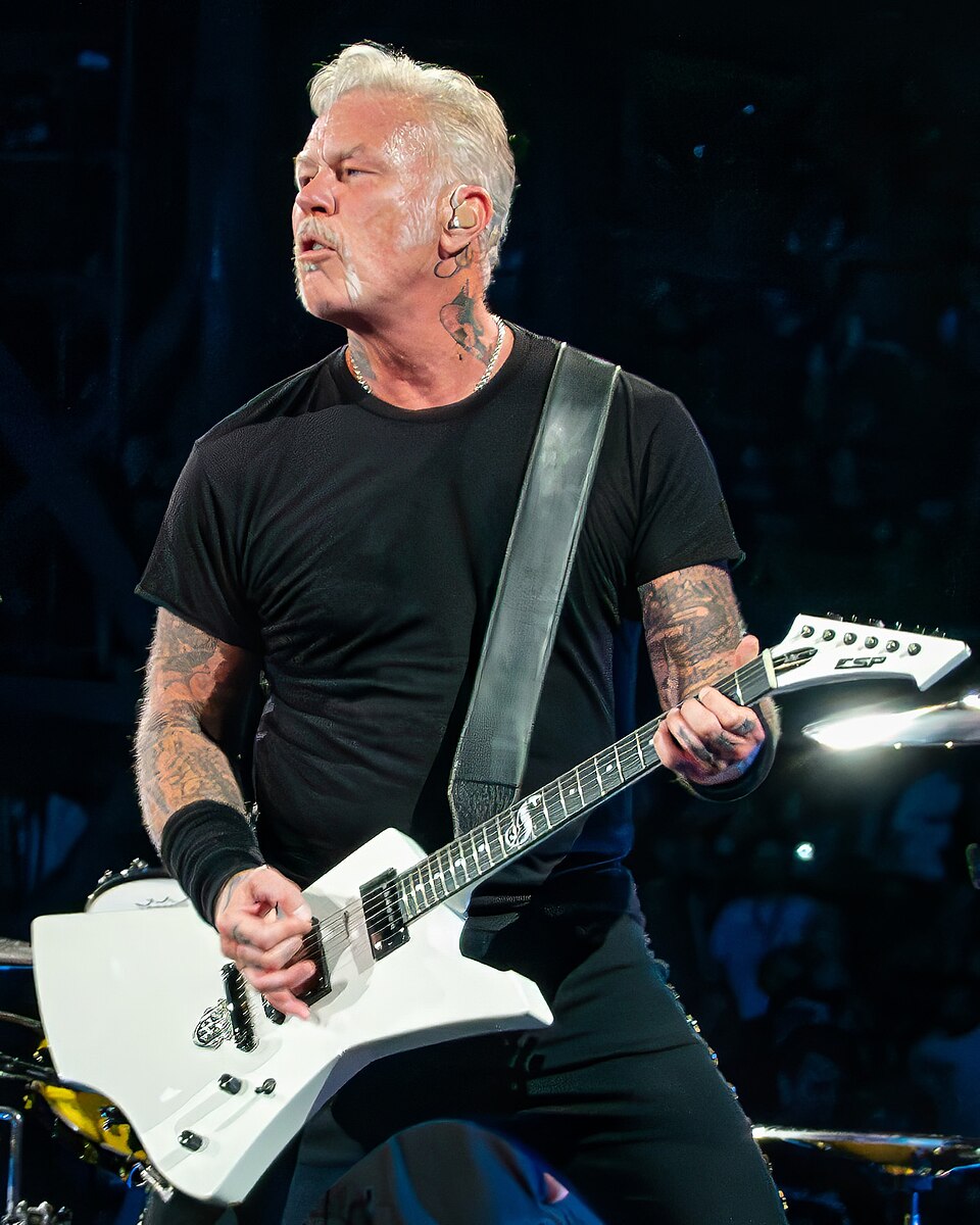 James Hetfield, Chanteur