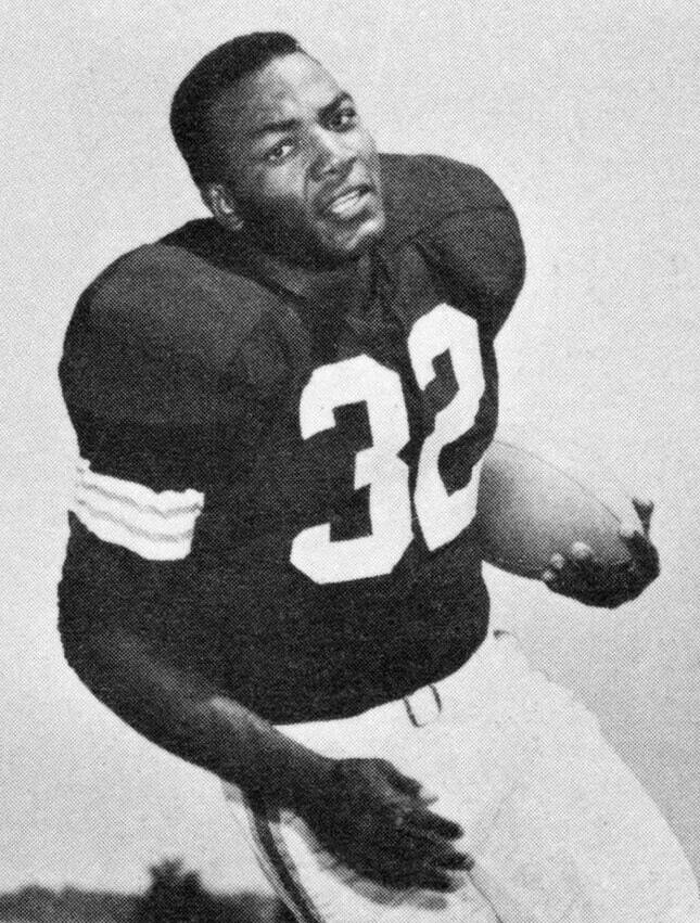 Jim Brown, Footballeur