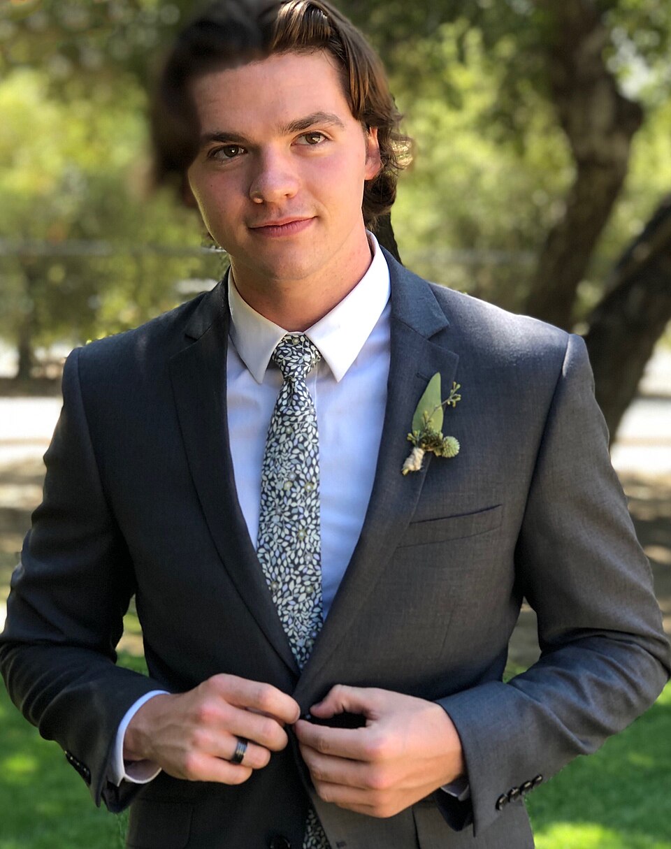 Joel Courtney, Acteur