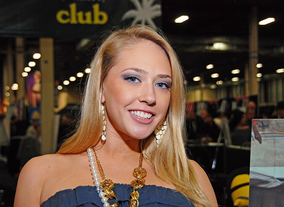 Kagney Linn Karter, Acteur X
