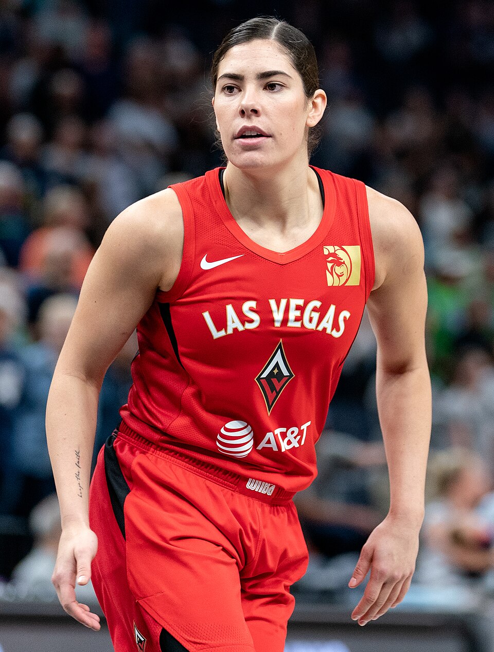 Kelsey Plum, Basketteur