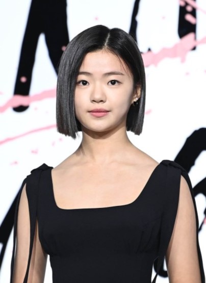 Kim Si-a, Acteur