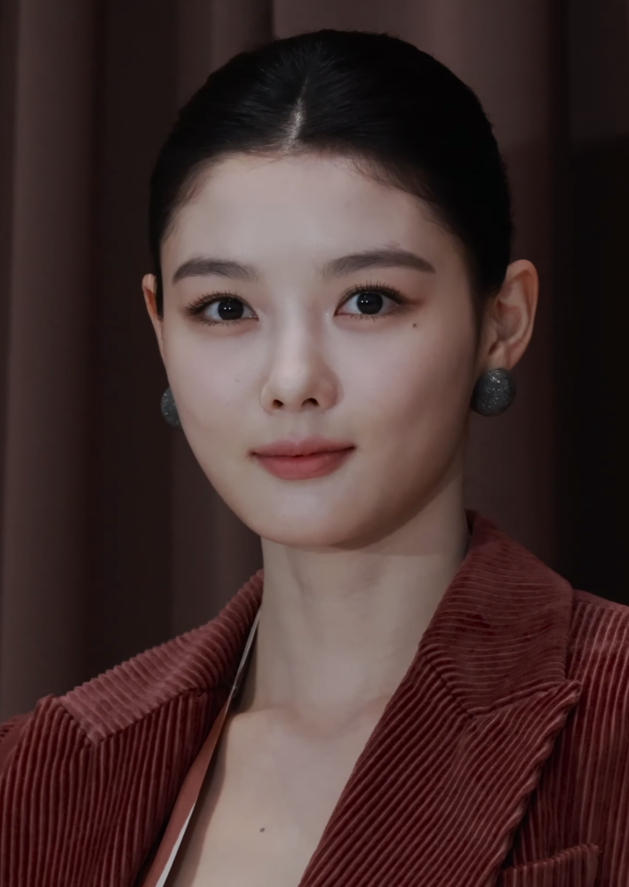 Kim Yoo-jung, Acteur