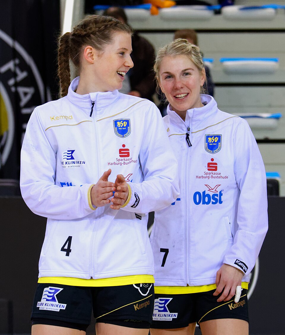 Laura Schultze, Sportif