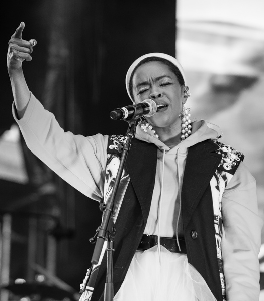 Lauryn Hill, Chanteur