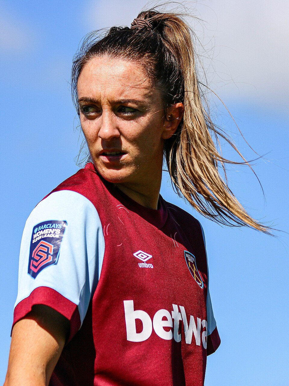 Lisa Evans, Footballeur