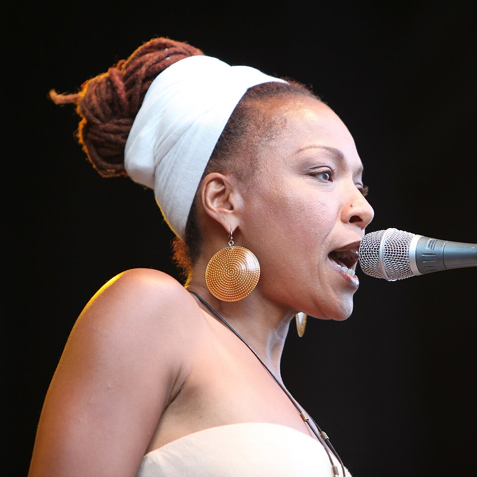 Lisa Simone, Acteur