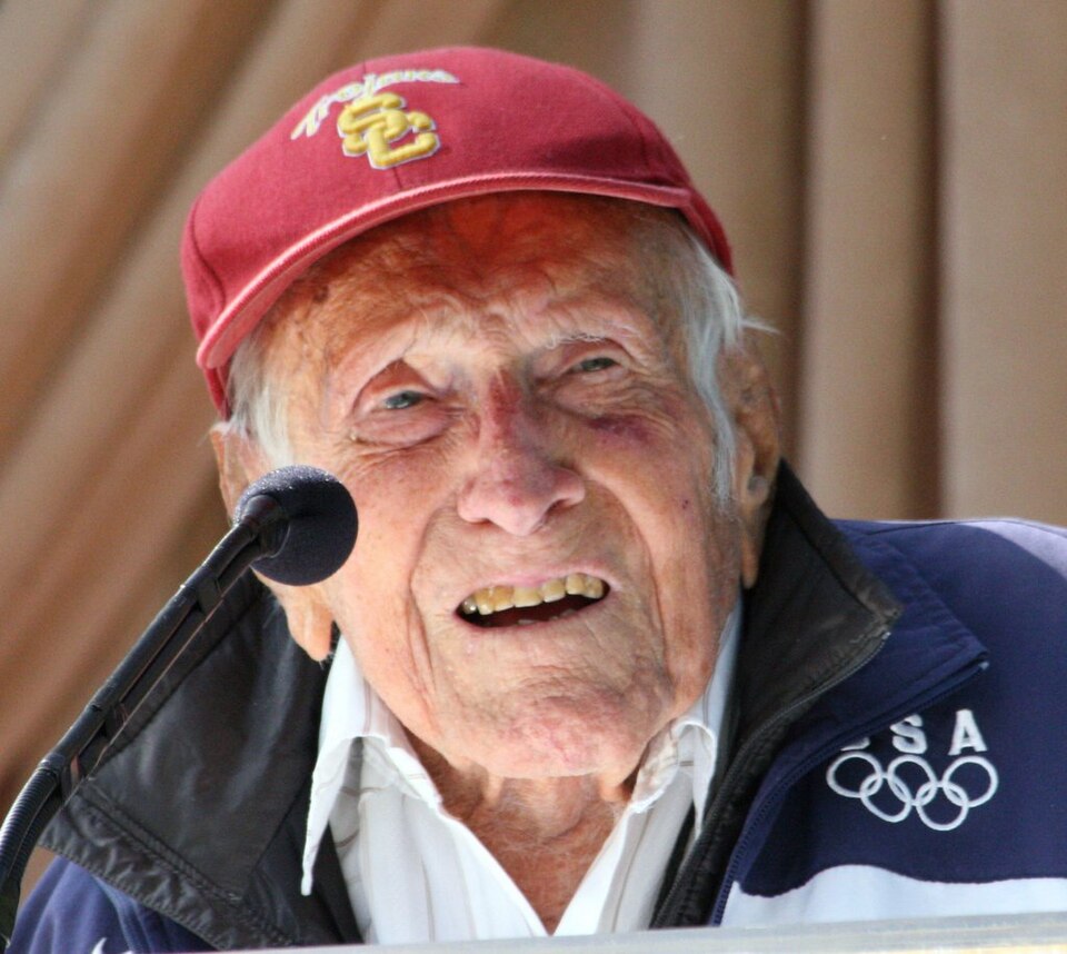 Louis Zamperini, Sportif