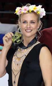 Madison Hubbell, Sportif
