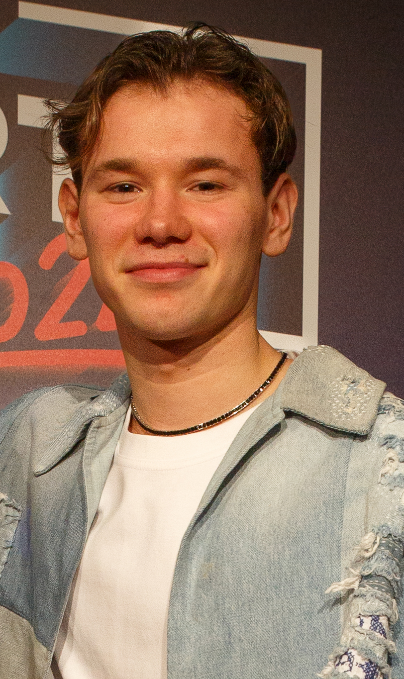 Martinus Gunnarsen, Chanteur