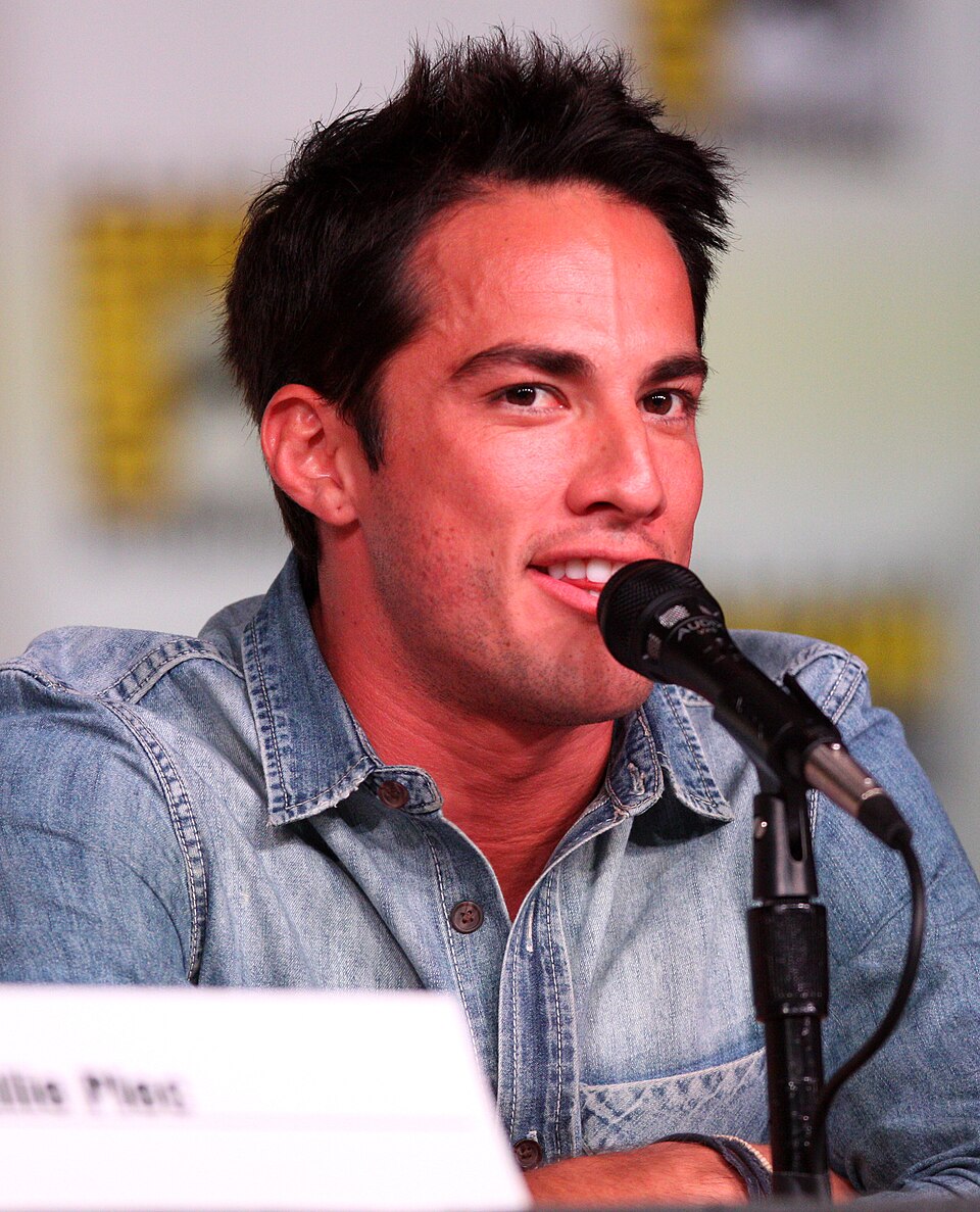 Michael Trevino, Acteur