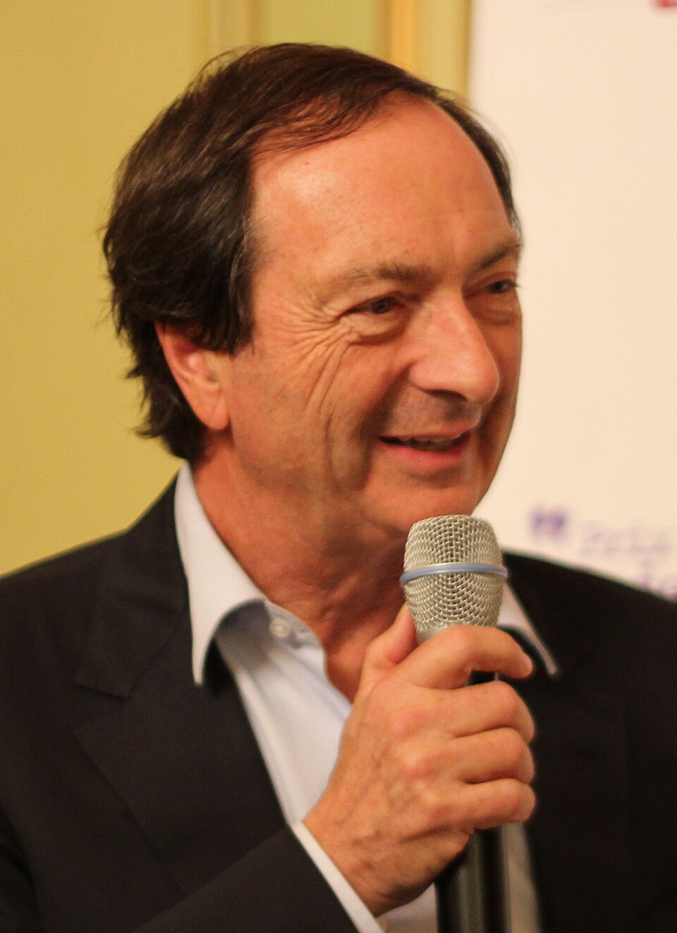 Michel-Édouard Leclerc, Personnalité politique