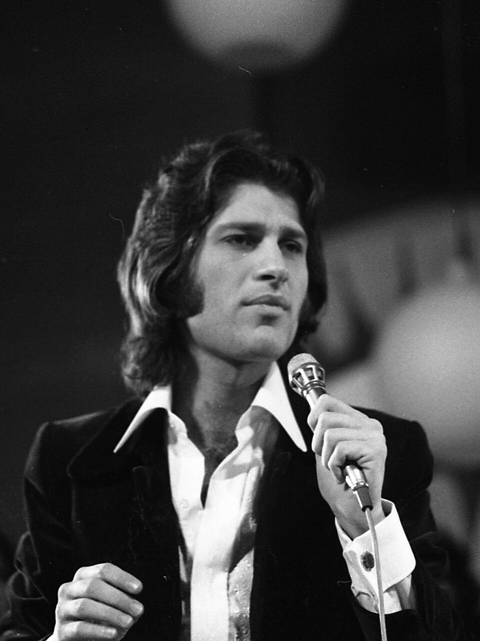 Mike Brant, Chanteur