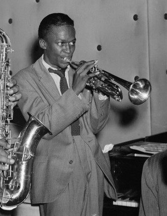 Miles Davis, Chanteur