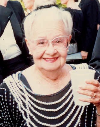 Nedra Volz, Acteur