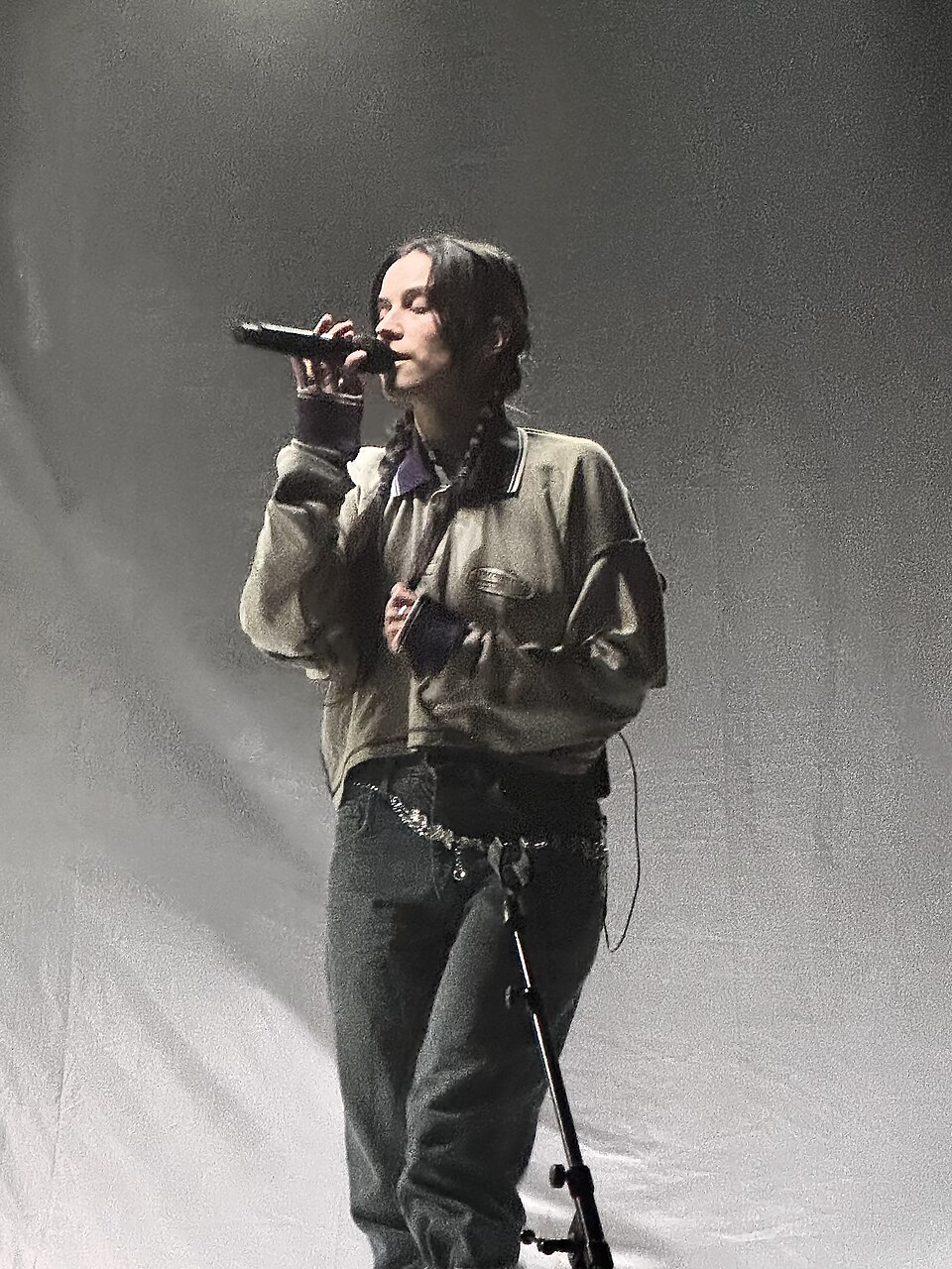 Oklou, Chanteur