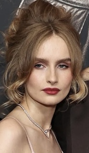 Olivia DeJonge, Acteur