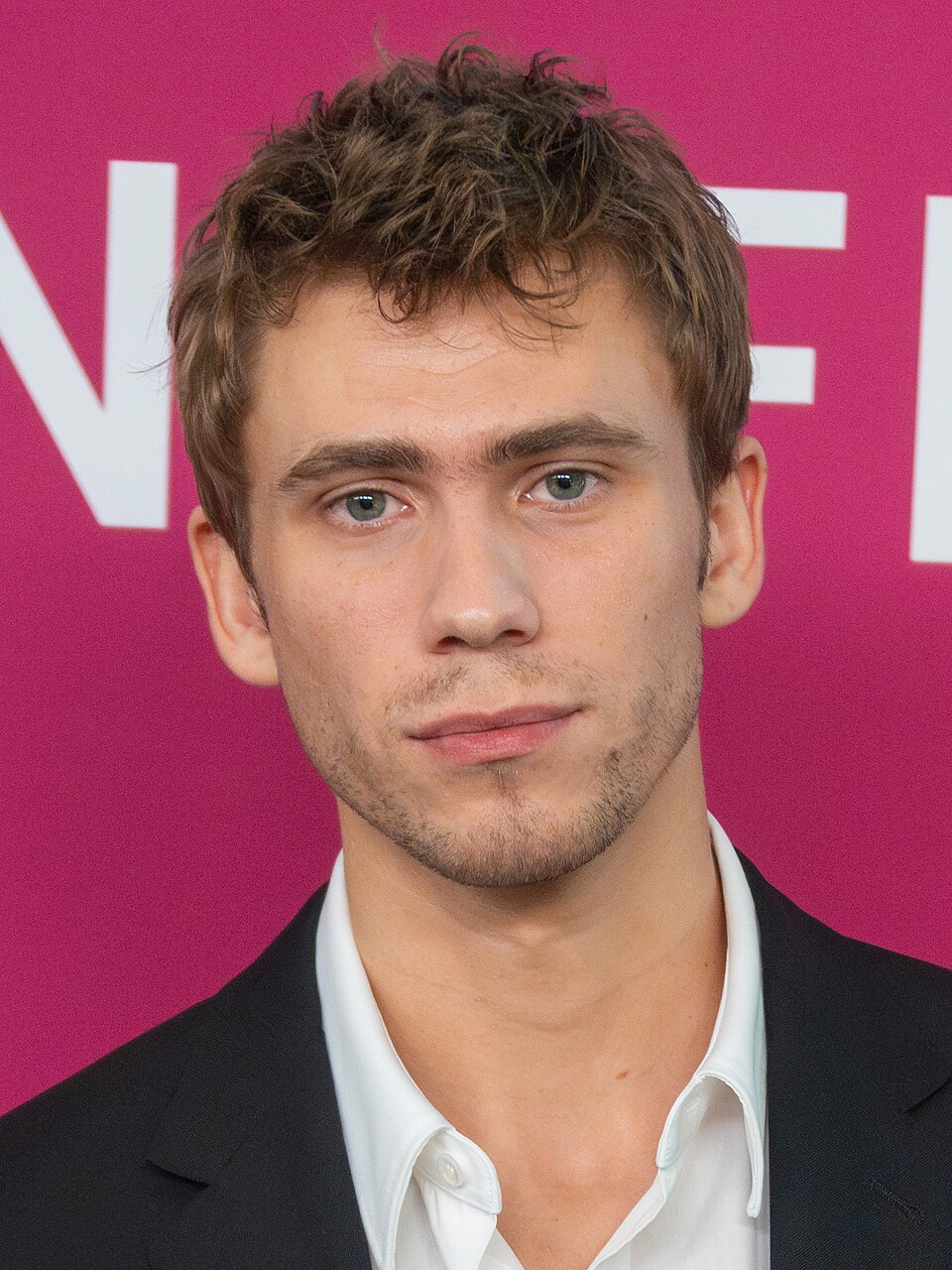 Owen Teague, Acteur