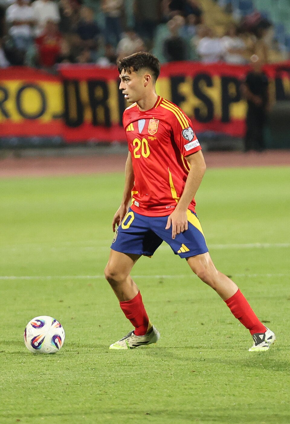Pedri, Footballeur