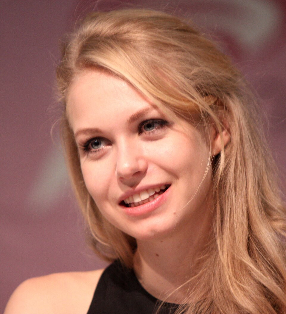 Penelope Mitchell, Acteur