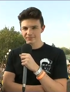 Petit Biscuit, DJ