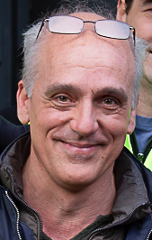 Philippe Poutou, Personnalité politique