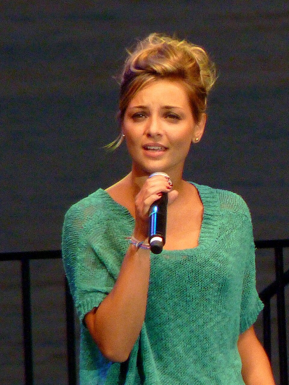 Priscilla Betti, Chanteur