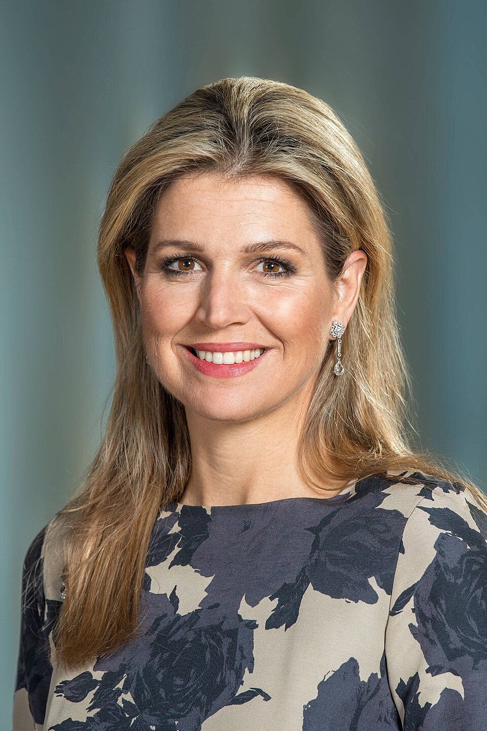 Reine Maxima, Personnalité