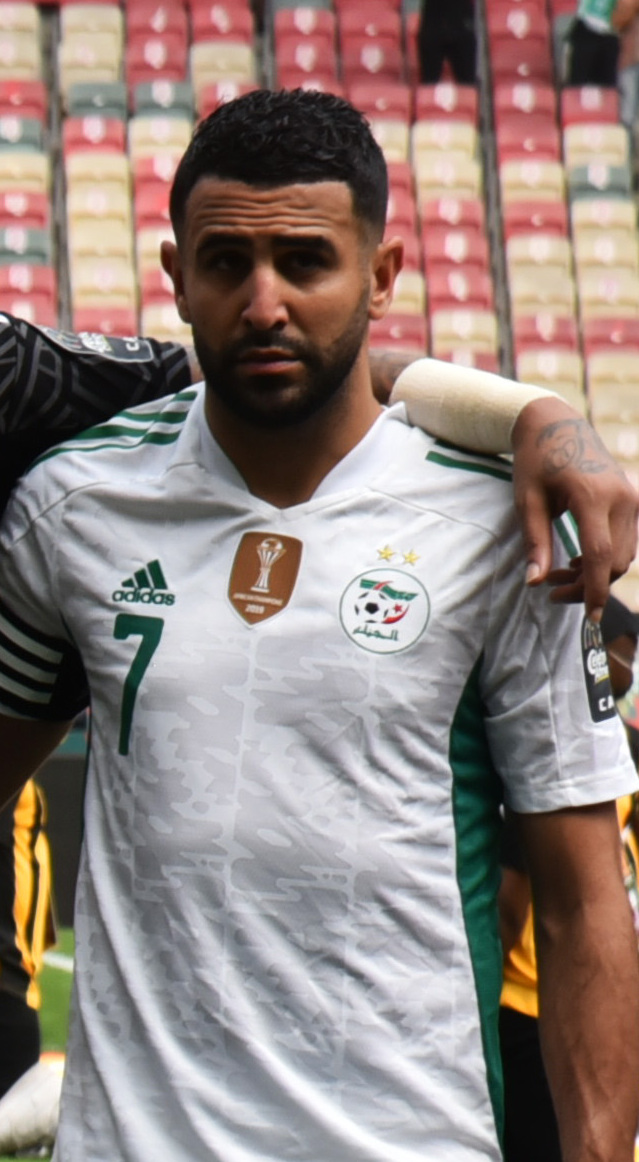 Riyad Mahrez, Footballeur